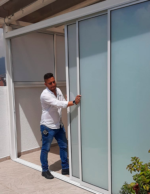 puertas-corredizas-en-vidrio-templedo-temples